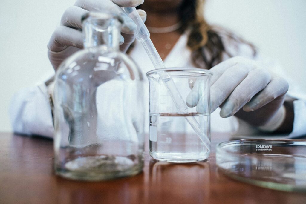 tubes pour analyse de l'eau en laboratoire